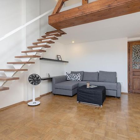 Bright&Spacious Attic Apartment Praga Exterior foto